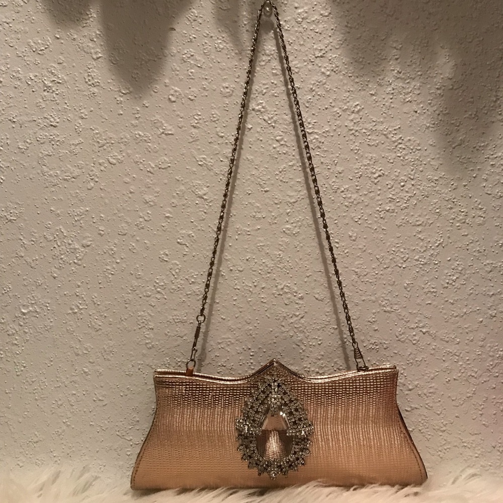 🎈3 for $35 🎈 Rose Gold clutch!